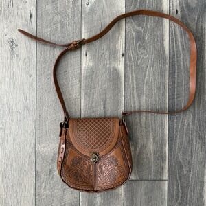 Alma Mia Tooled Leather Crossbody Bag Brown Boho Western Saddle Floral Embossed